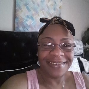 Meet your Posher, Priscilla